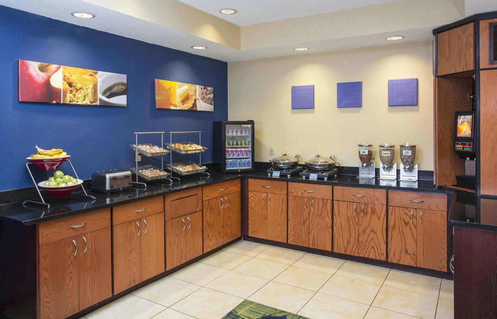 Fairfield Inn Middletown Monroe Dış mekan fotoğraf